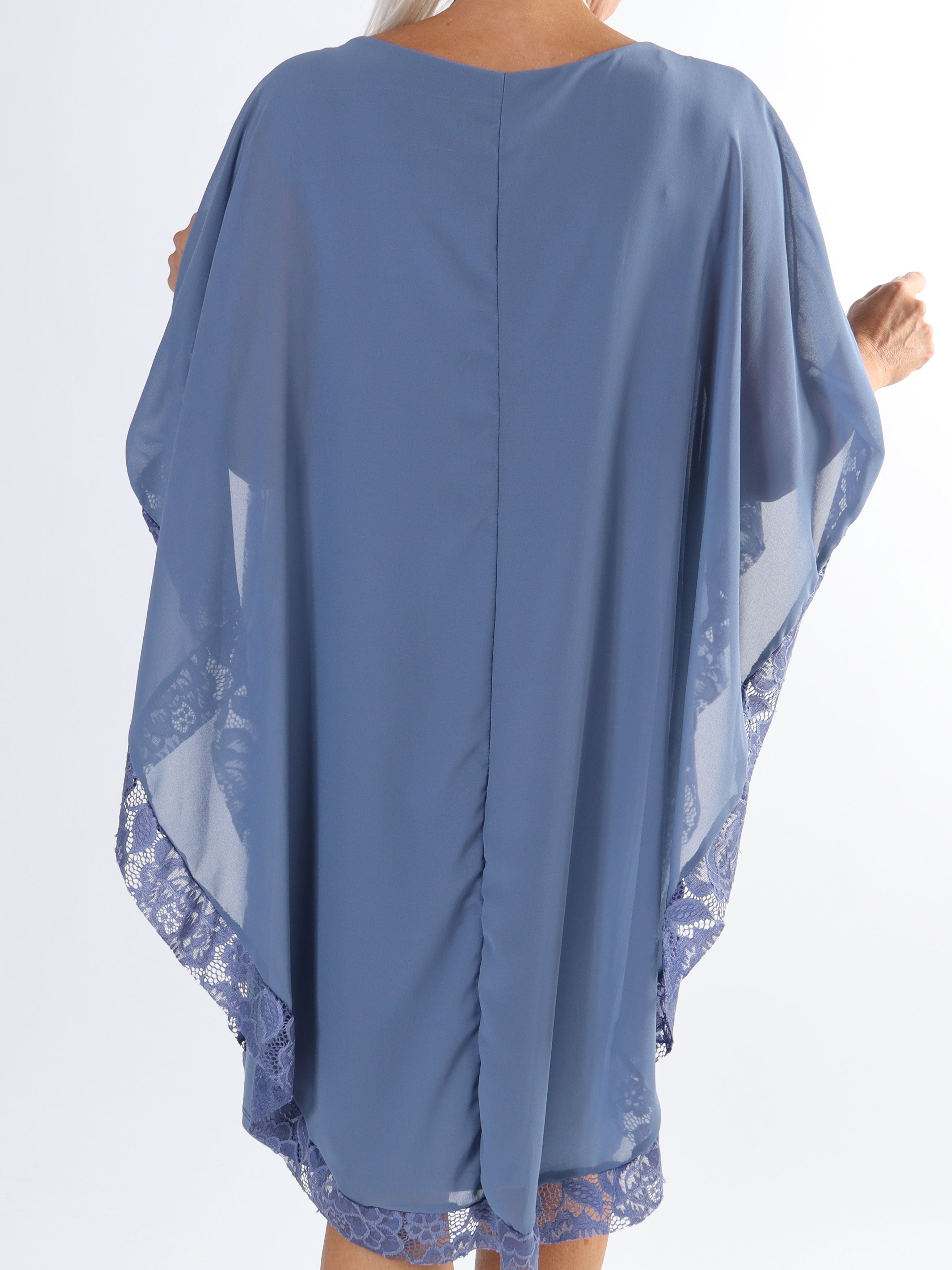Kenya Edge - Plus size tunikakjole med chiffonlag og blondekant